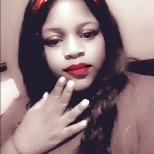 Meet your Posher, Tina